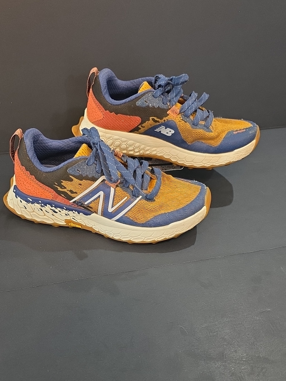 New Balance Fresh Foam Hierro Women's Orange Blue Coral Shoes Size 8 D Wide